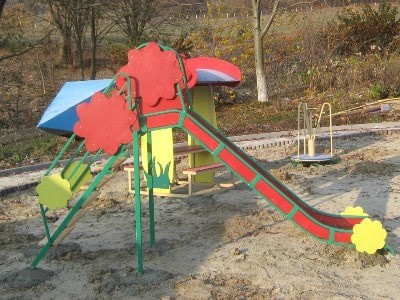 Дитячі гірки Дитячі гірки