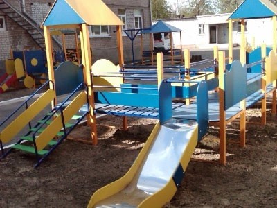 Дитячі майданчики для дітей з обмеженими можливостями